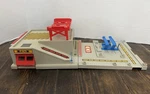 Vintage 1986 Mattel Inc. Hot Wheels Sto & Go Fix And Fill Center Model 1142-2038 Used. Price: $13.88.