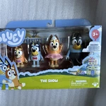 Moose Toys 2018 Bluey The Bingo Chilli Bandit Showtime Figure New. Price: $24.99.