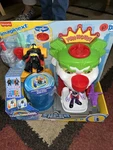 Imaginext Dc Super Friends Batman The Joker Funhouse Playset Color Changers G46 New. Price: $14.50.